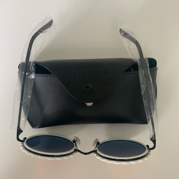 Diff Sunglasses - Picture 4 of 4
